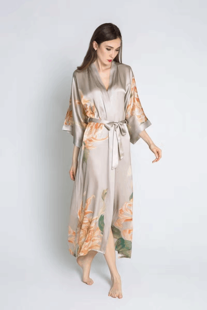 Style & Kenyamanan: Model Baju Tidur Kimono Wanita