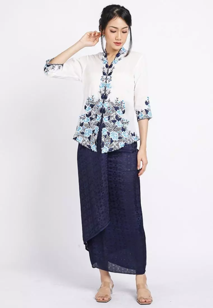 Tampil Cantik dan Berbudaya dengan Kebaya Saat HUT RI