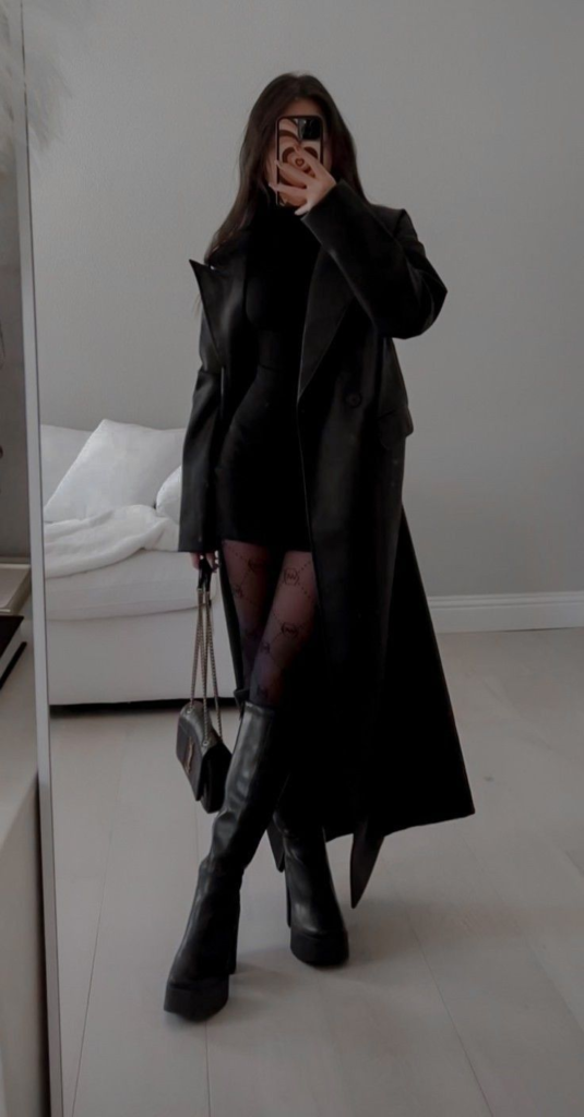 Elegansi yang Misterius: Outfit Andalan untuk Dark Feminine Vibe